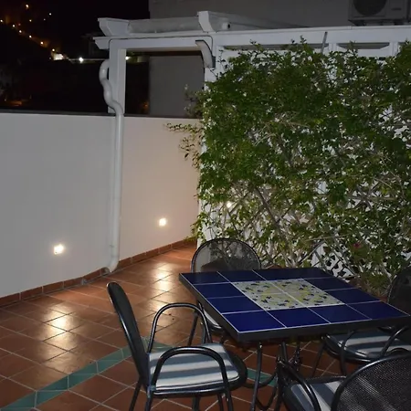 Paradiso Apartmán *