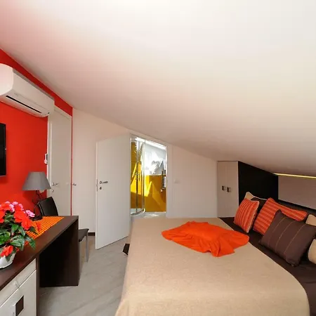 Apartmán Paradiso *